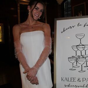 Pearl fingerless gloves